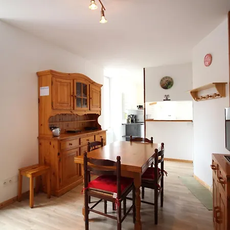 F2 Avec Wifi Au Centre-ville Pres Des Thermes - Fr-1-415-193 شقة *